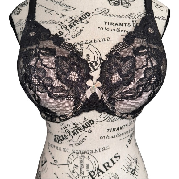 Victoria’s Secret Body by Victoria Lined Perfect Coverage Size 34DD - Picture 8 of 9